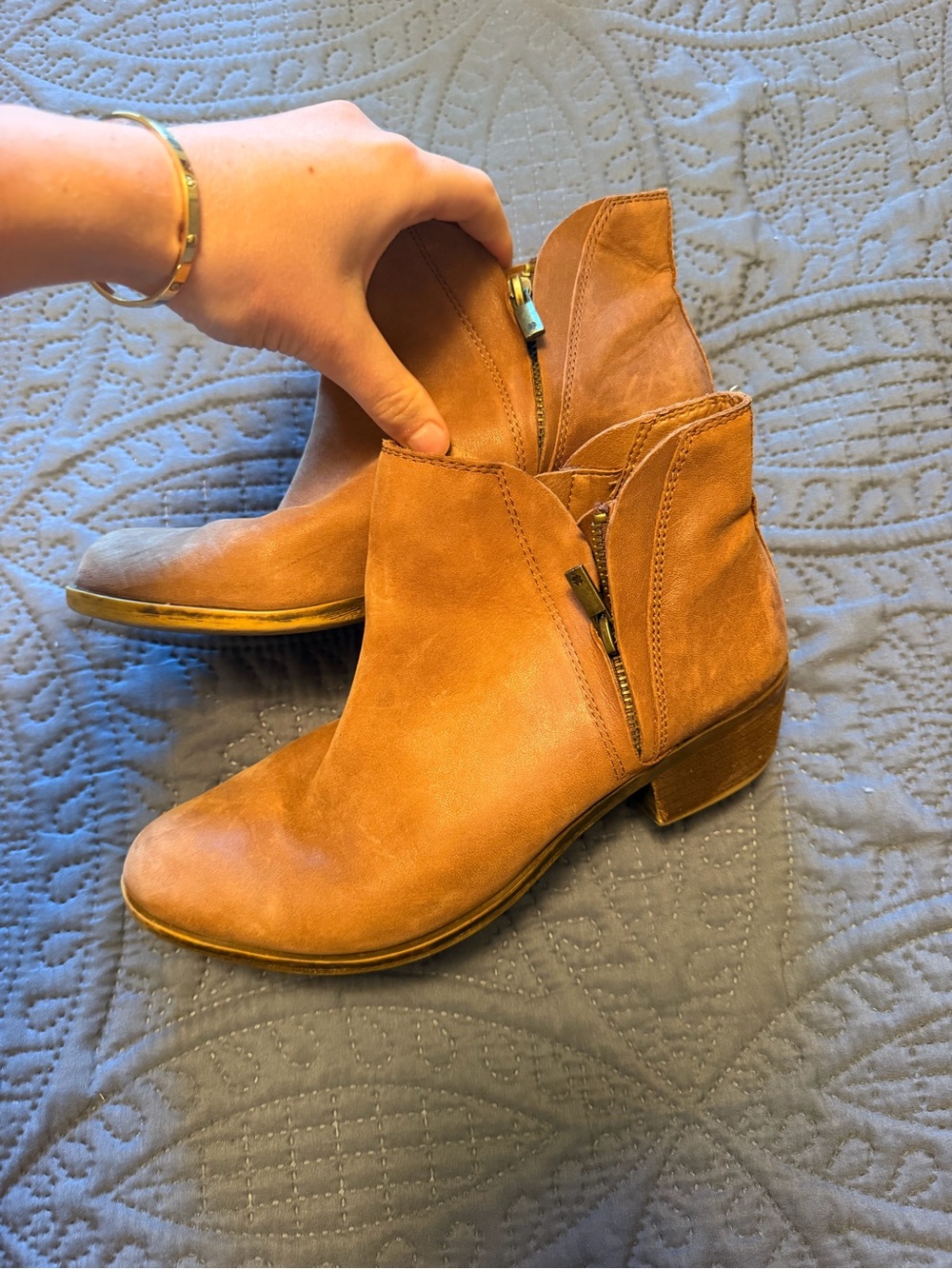 Lucky Brand Women's Tan Leather Ankle Boots - Classic Zip Bootie